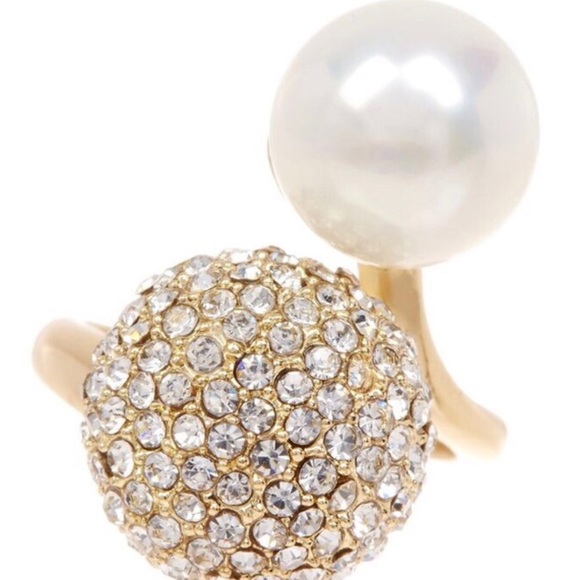 💄Statement Ring💄 - Picture 2 of 4